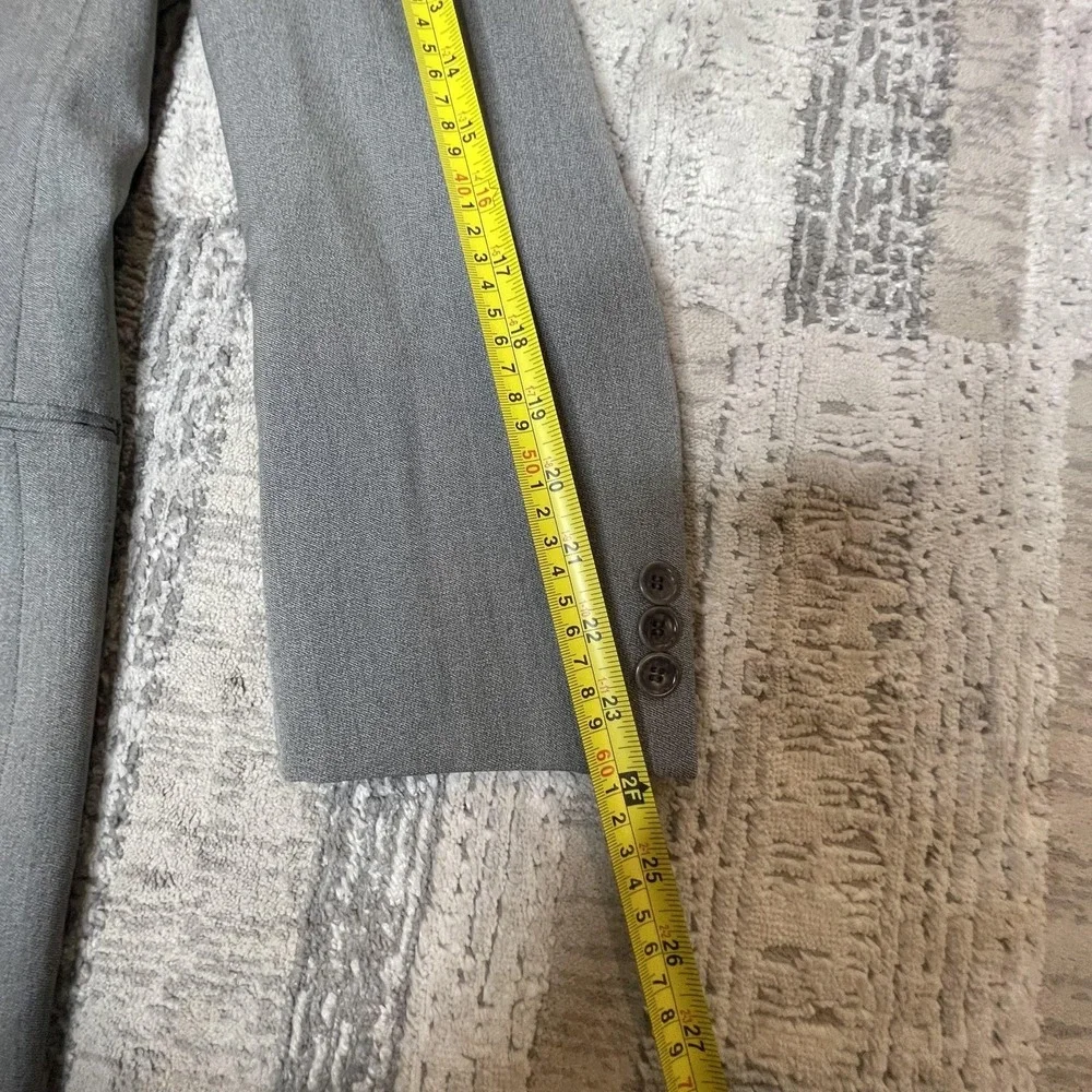 Armani Collezioni Gray Virgin Wool 3-Button Blazer Jacket Made in‎ Italy 42R